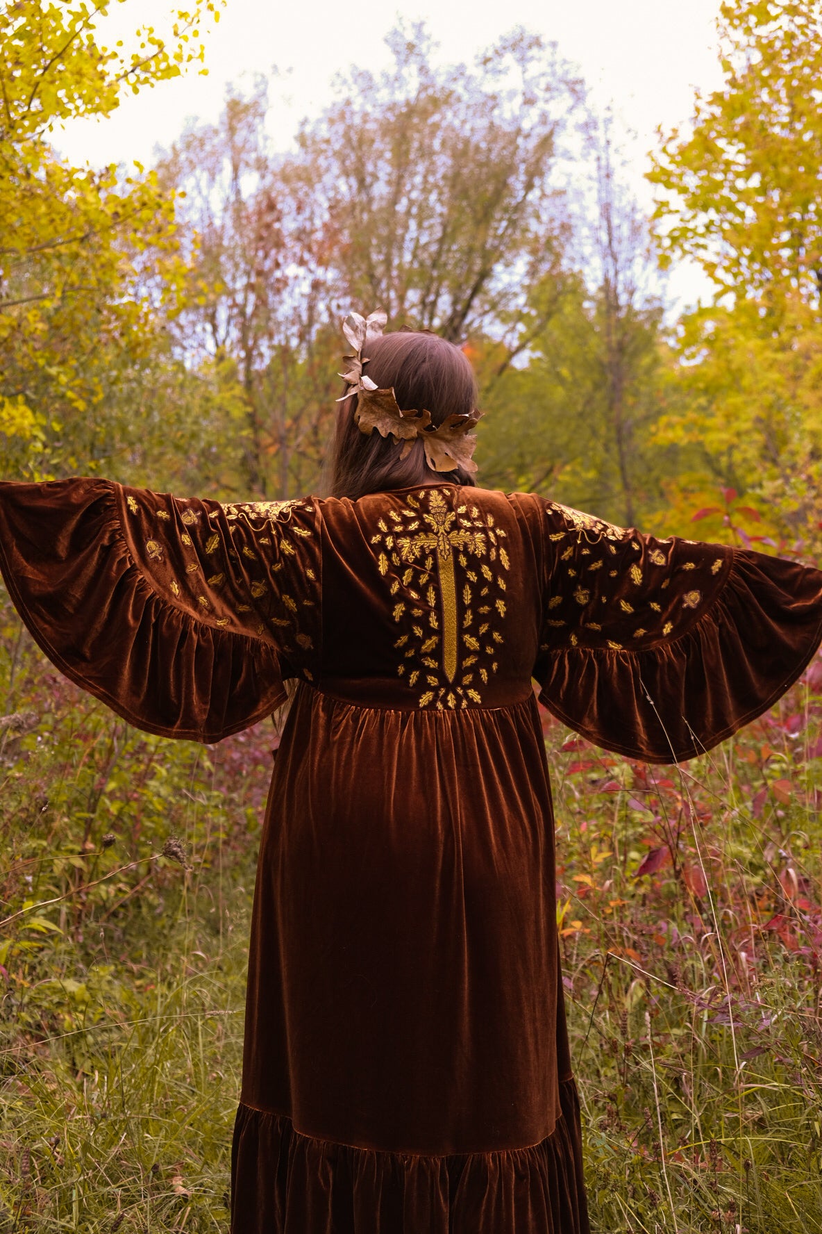 Cape Dress - Oaken Royalty Collection