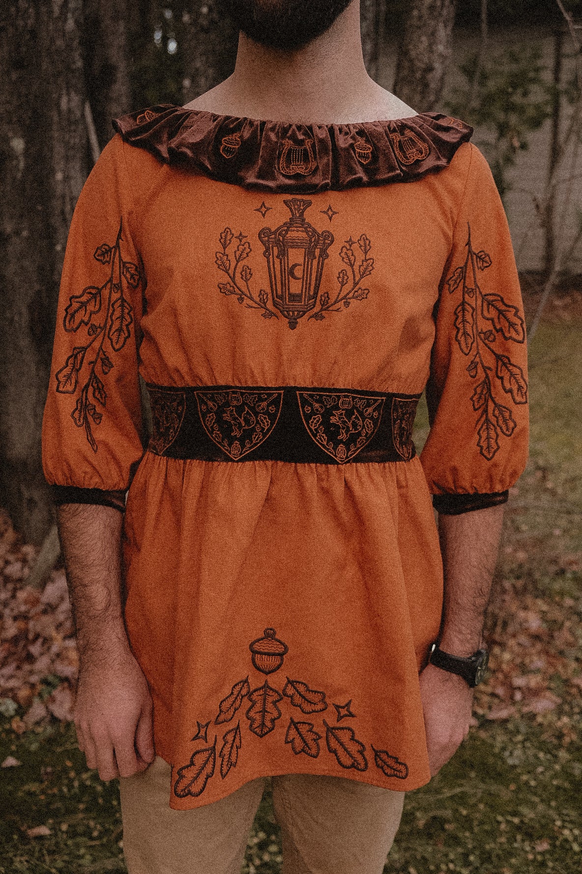 Bard Tunic- Foxchant & Ravenspell