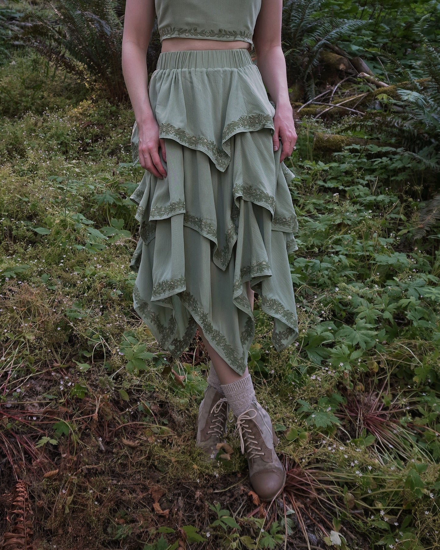 PREORDER- Queen of the Faeries layered Skirt🌿🧚‍♀️