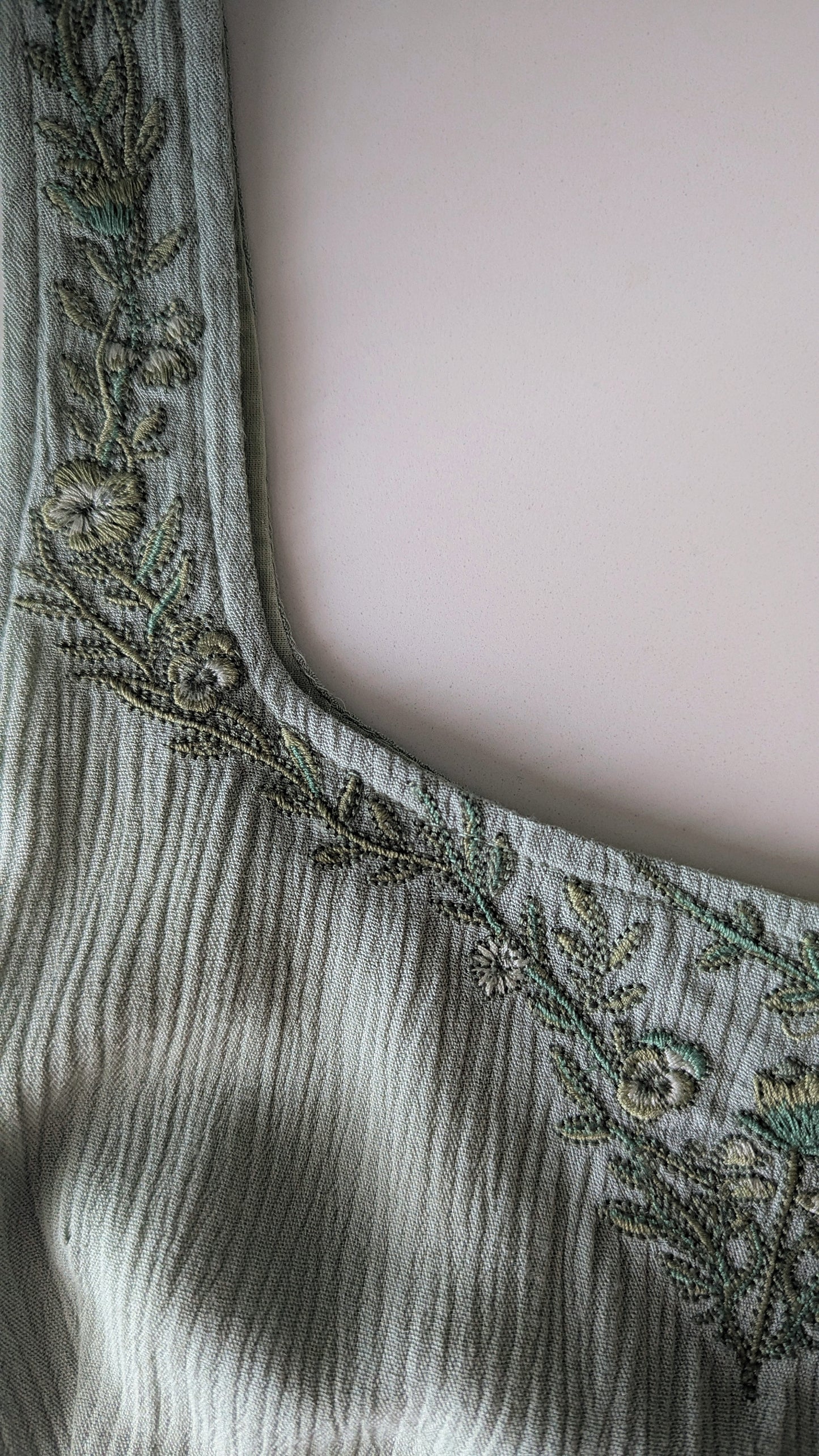 PREORDER- Titania cropped tank top🌿🧚‍♀️