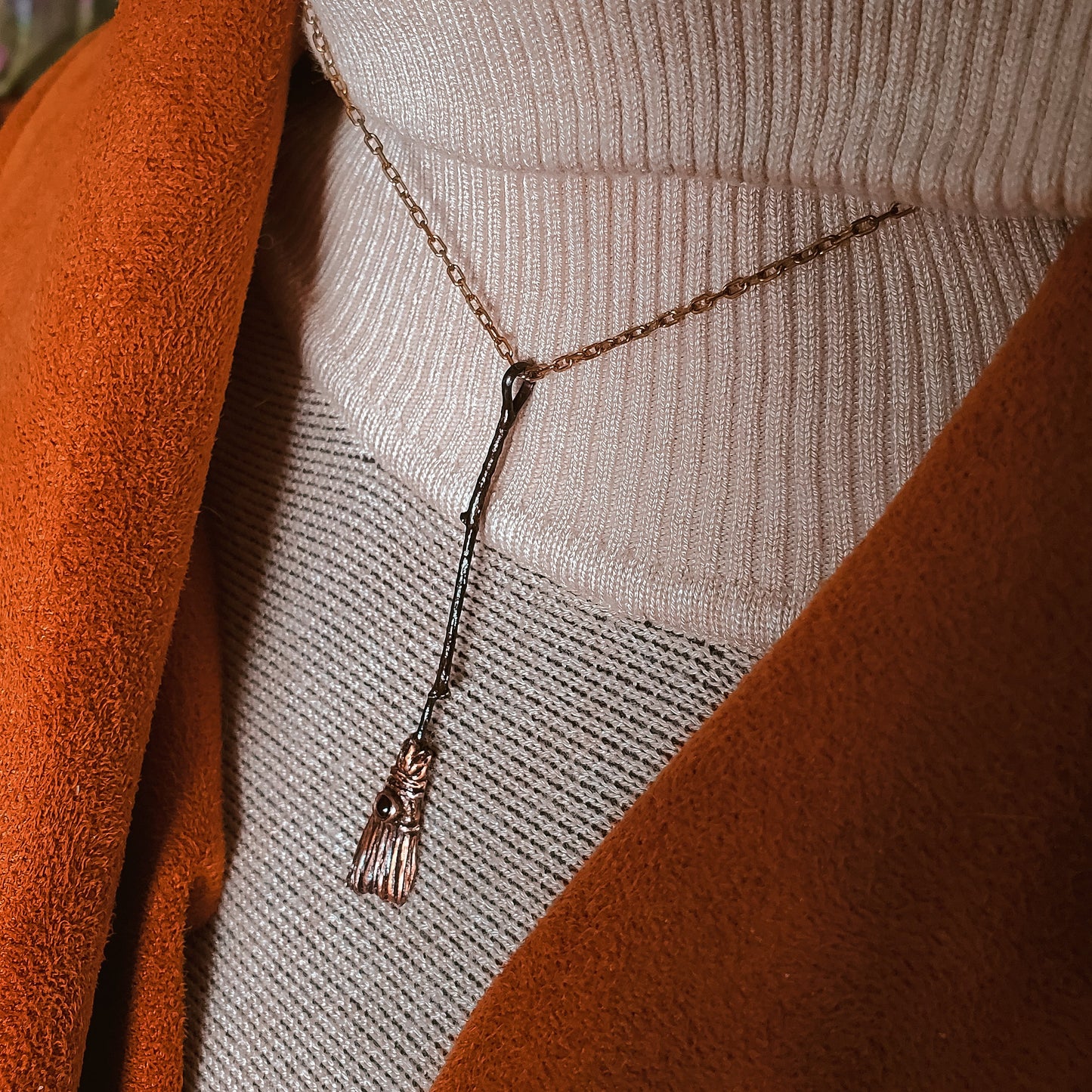 The Witch Broom Necklace - Bronze