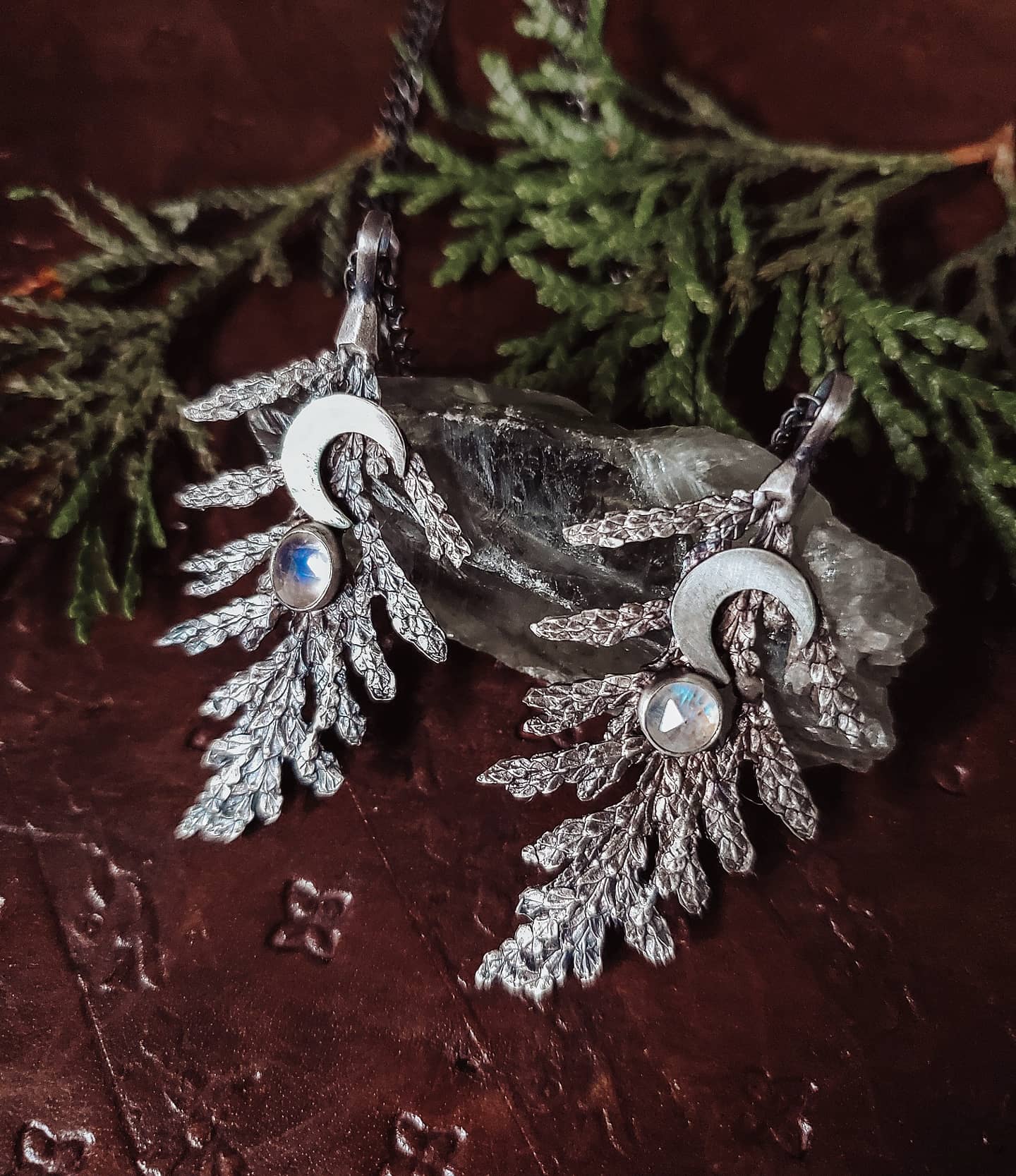 Cedar Branch - Silver necklace- moonstone