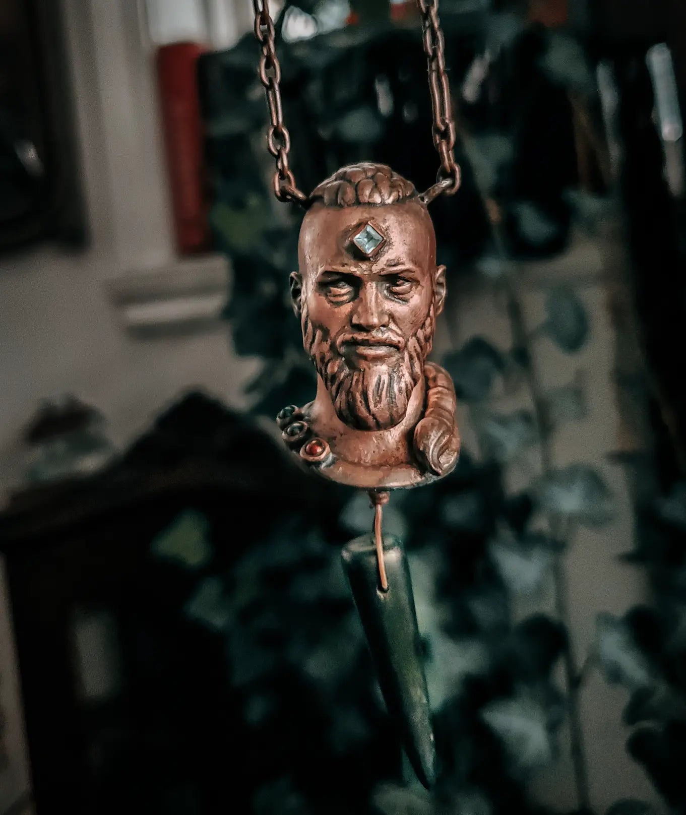 Ragnar necklace 2025